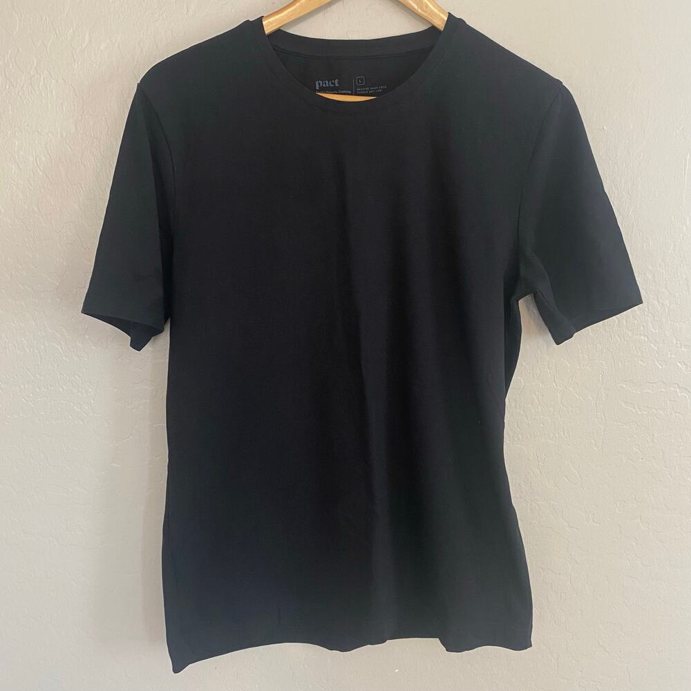 NWOT Pact Mens Size Large Crew Neck Short Sleeve T-Shirt Organic Cotton Stretch